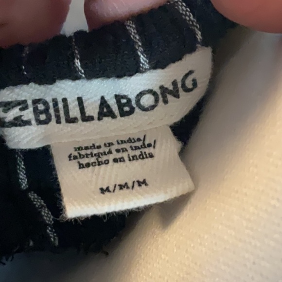Billabong wide split leg black & white stripe pants size Medium - Picture 6 of 6